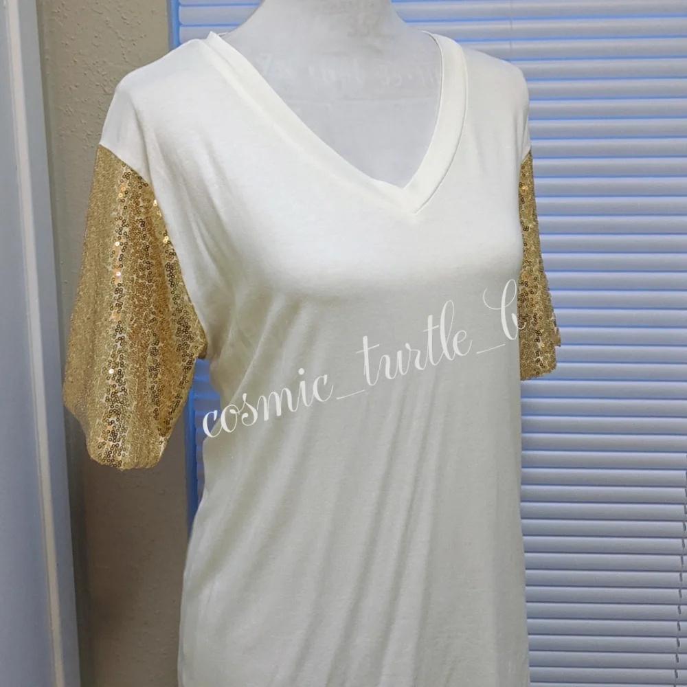 Boutique Sparkling Gold Sleeved Sequin V Neck Casual T-shirt - Picture 5 of 10